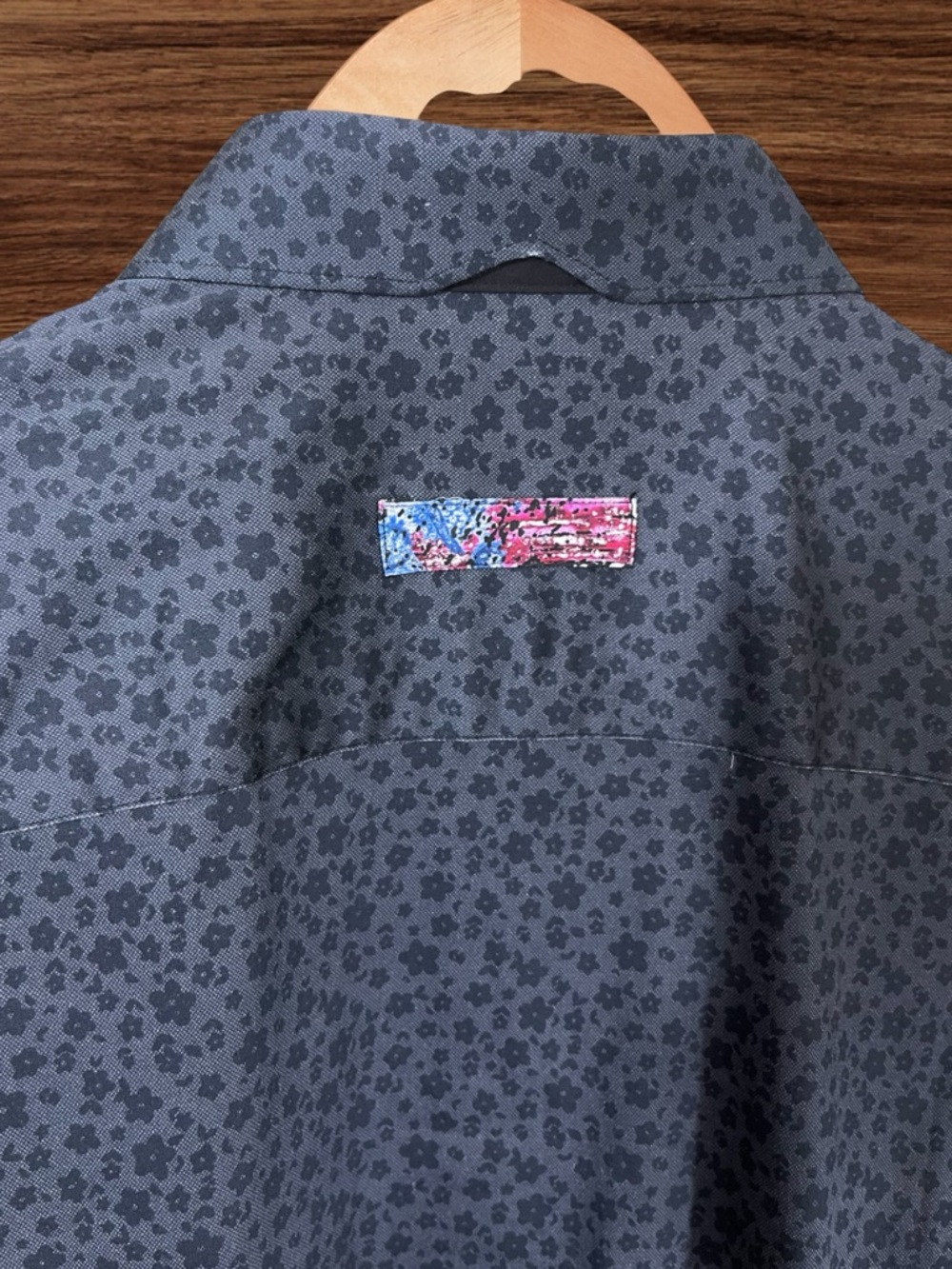 Au Noir Men’s Black Floral Long Sleeve Dress Shirt. Size 3/Medium - Picture 4 of 12